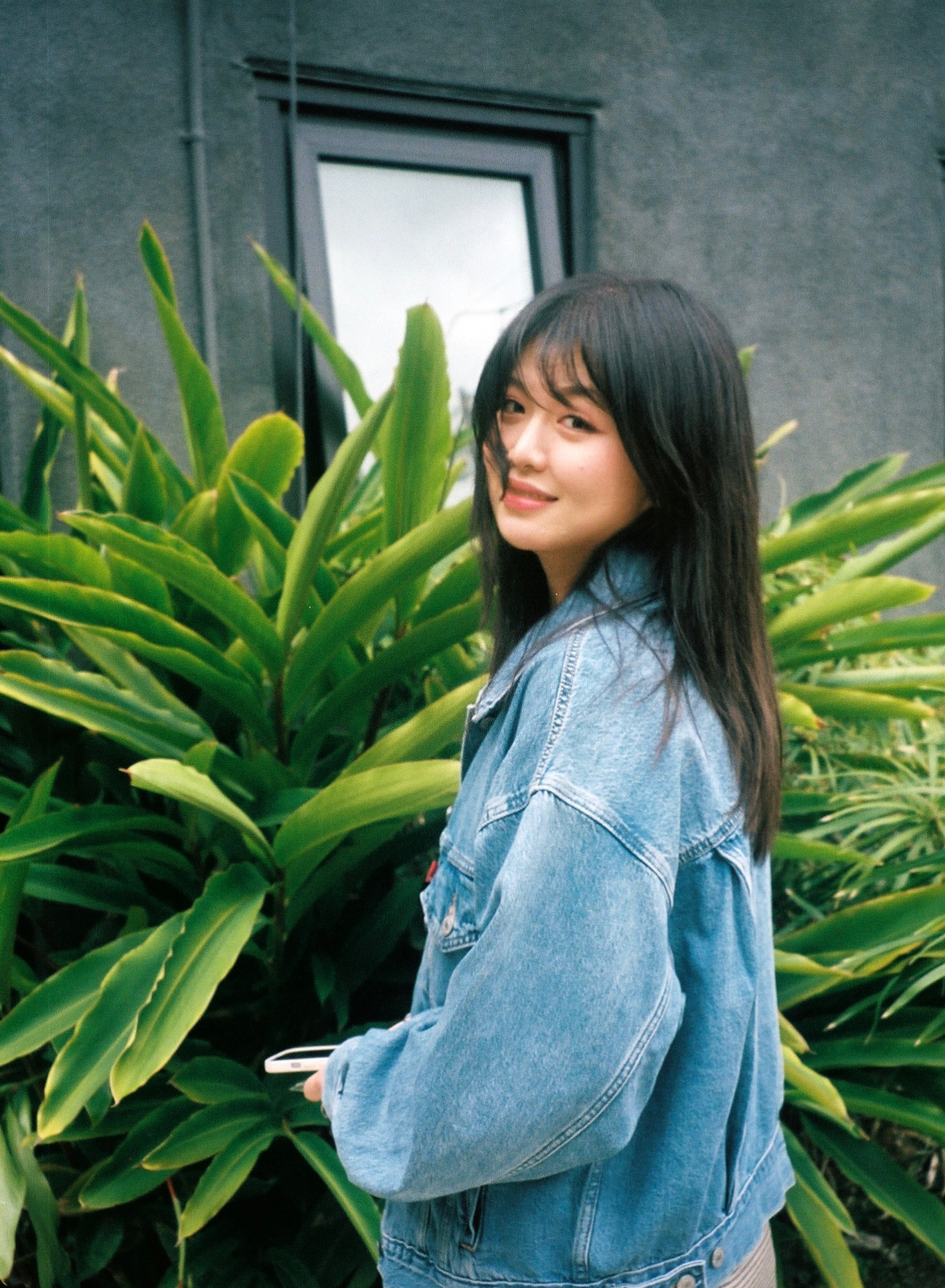 Photograph of Helen Ren